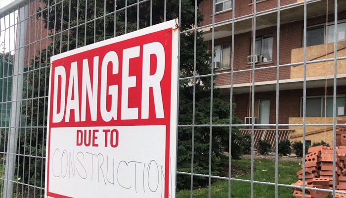 Hamilton resident upset over construction dust covering his property