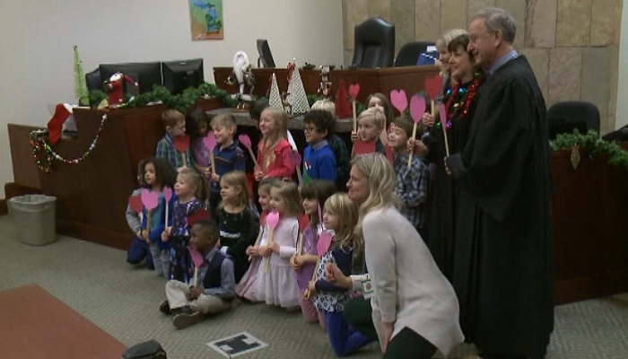 Michigan boy brings entire kindergarten class to adoption hearing (VIDEO)