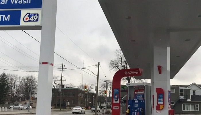 Drivers who filled up with watered down gas in Welland could be reimbursed