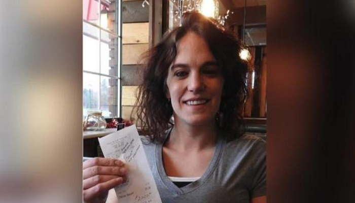 Generous tip changes struggling Michigan mother’s life