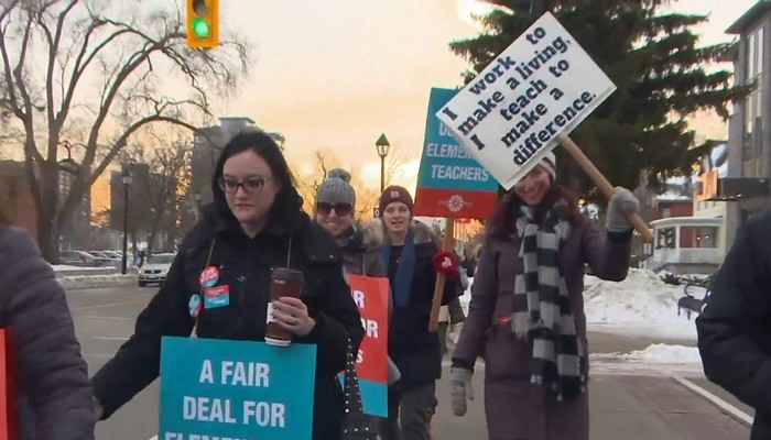 Teachers union reaches deal with the provincial government