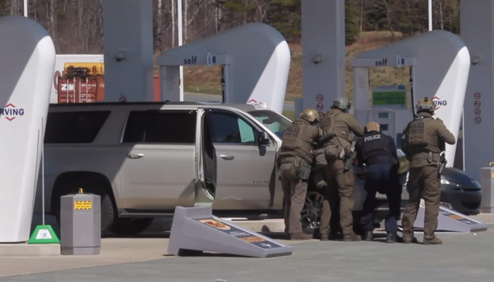 At least 17 dead, including RCMP officer, in mass killing in Nova Scotia