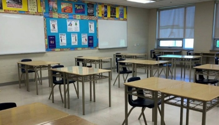 Toronto to close all public schools Wednesday, classes to move online