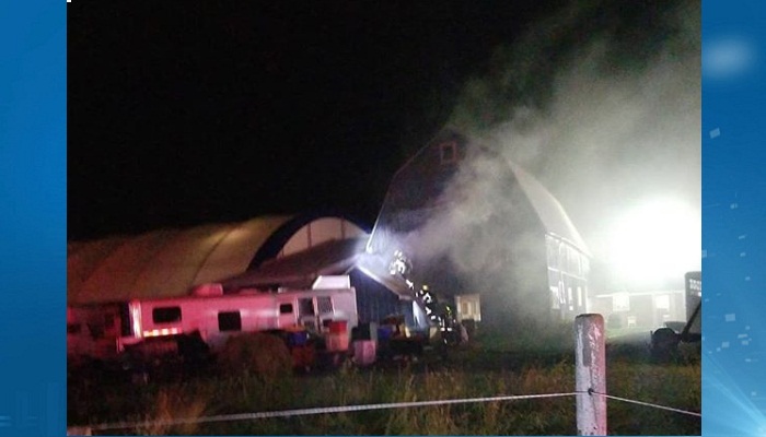 No injuries reported after fire in Welland horse barn