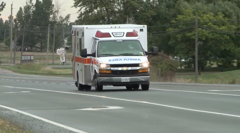 Three people injured after serious crash in Haldimand