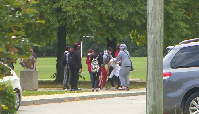 Teachers union concerned over the number of students exempt from wearing masks