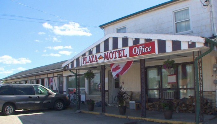 Brant County motel owner cuts power to residents