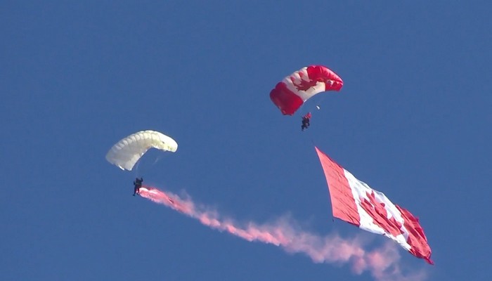 Skydiving tribute dedicated to our Armed Forces was held in Wainfleet