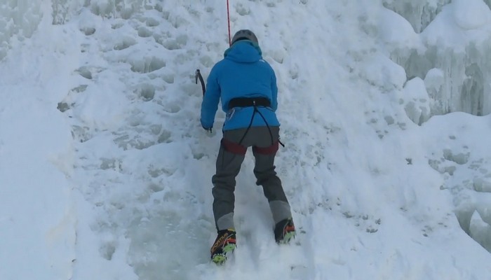 Scaling Hamilton’s frozen waterfalls