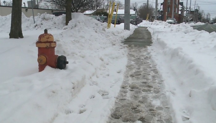 Hamilton fire urging residents to clear fire hydrants