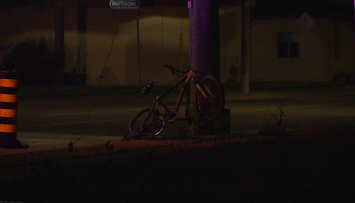 Cyclist in hospital after being struck in hit-and-run: Hamilton police