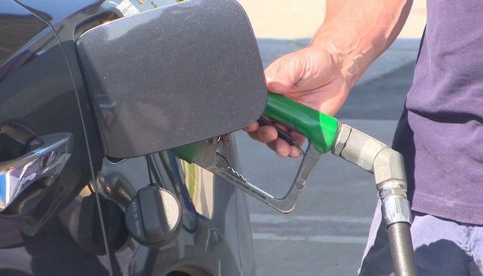 Gas prices to rise in GTHA another 4 cents this week: analyst