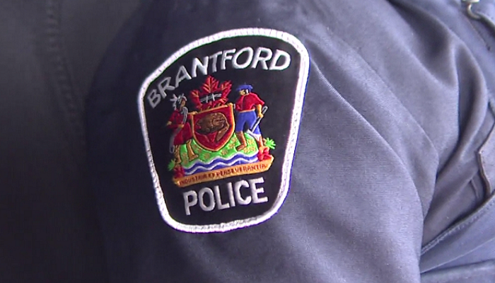 Brantford police arrest 2 men with weapons, assault related charges