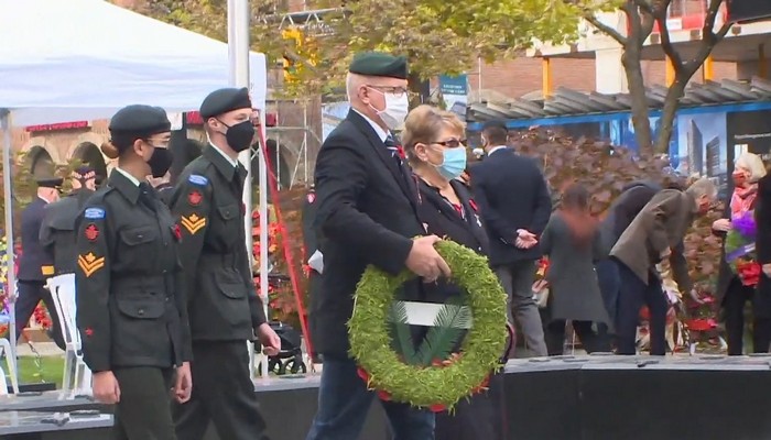 Canadians across the country stopped to reflect and honour those who have fallen