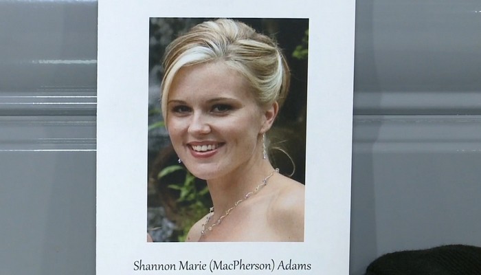 Family, Friends & co-workers gather to say goodbye to Shannon Adams, a Norfolk nurse who lost her battle to cancer