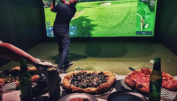 Enjoy golf and pizza at Fore Stagione in Hamilton