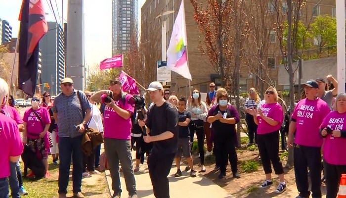 Hamilton nurses hold protest to repeal Bill 124