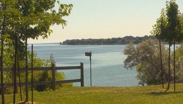 Woman found dead on a beach in Grimsby