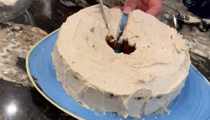 Chef D shares his recipe for the perfect angel food cake