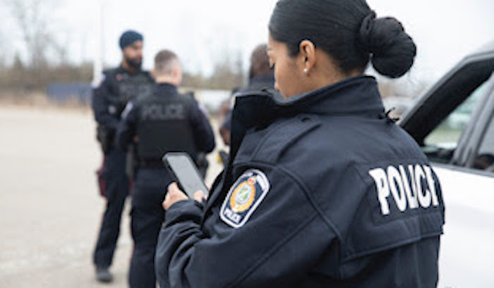 All Halton police officers now using electronic notes