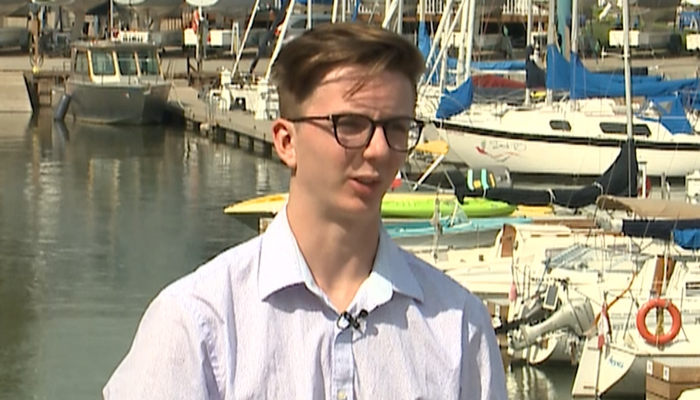 Oakville teen looking to become Canada’s youngest mayor