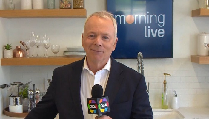 Morning Live’s Bob Cowan officially retires after 21 years