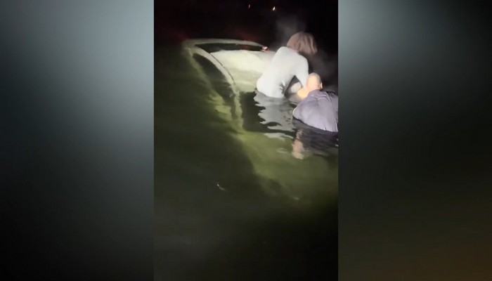 Driver rescued from sinking car at Hamilton’s Bayfront Park