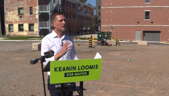 Mayoral candidate Keanin Loomis promises to address housing crisis, if elected