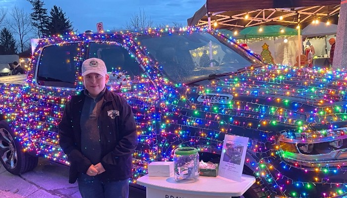 Father and son deck out pickup truck with 9,000 Christmas lights