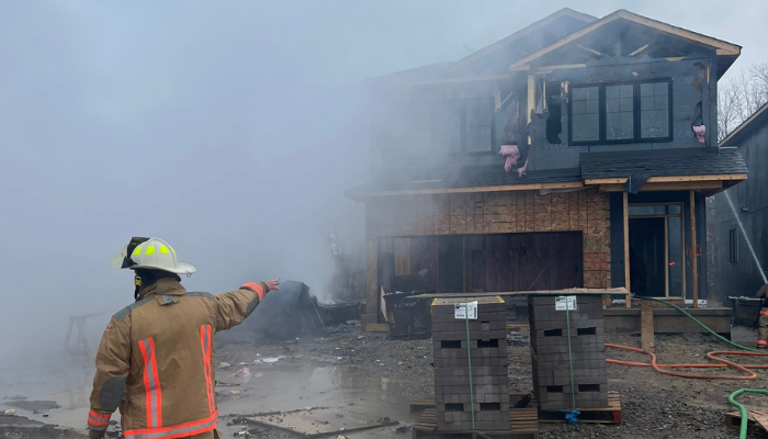 Fire ‘significantly’ damages 4 homes at Mount Hope construction site