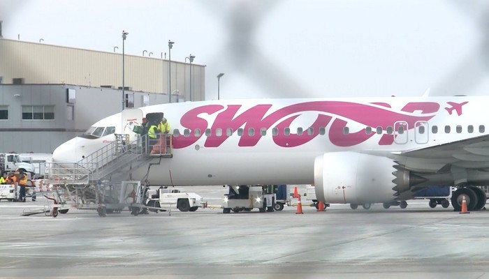 Swoop flight to New Brunswick flies back to Hamilton without stopping at destination