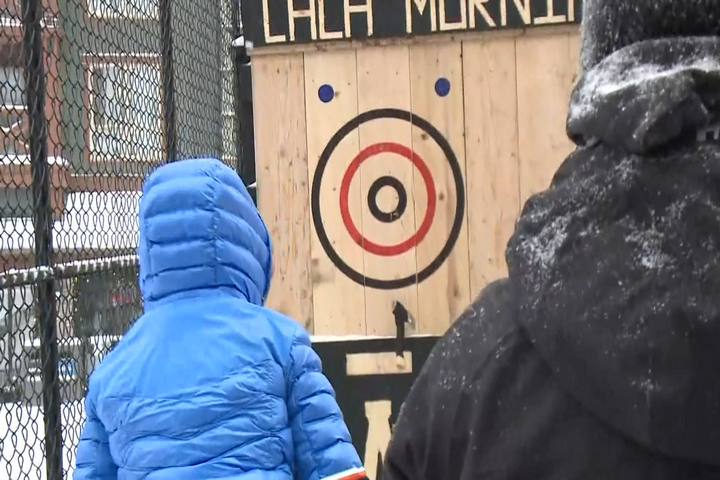 Axe throwing is a great Après activity in the Village