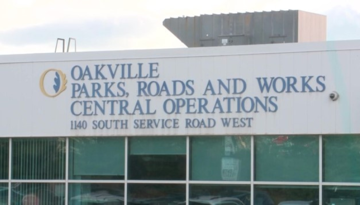 Oakville’s outside, facility town workers officially begin strike