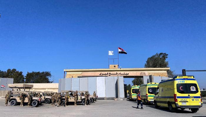 Rafah border remains closed as Canadians wait to cross