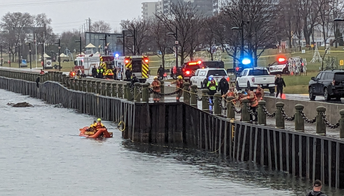 Man jumps into water at park in Burlington in attempt to evade arrest