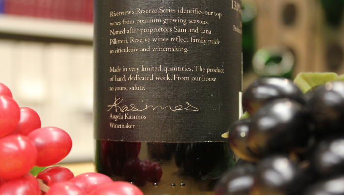 Ontario shoppers influenced by signatures on wine bottles: Brock