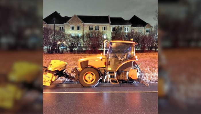 tractor crash Oakville QEW