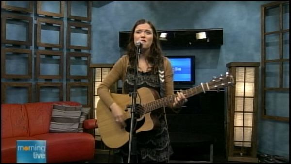 Emily Reid on Morning Live, January 20, 2014