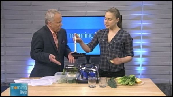 Bob Cowan with juicing expert Lisa Leese; Morning Live, April 7, 2014