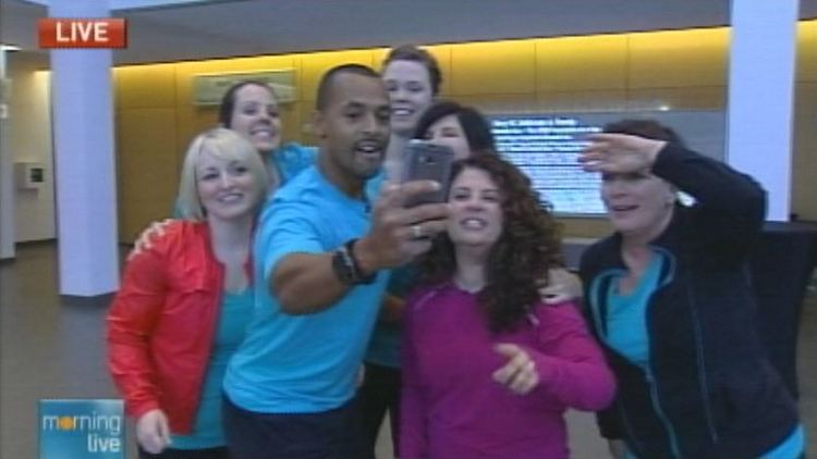 Lori, Brent Bishop and others take a workout selfie; Morning Live, April 23, 2014