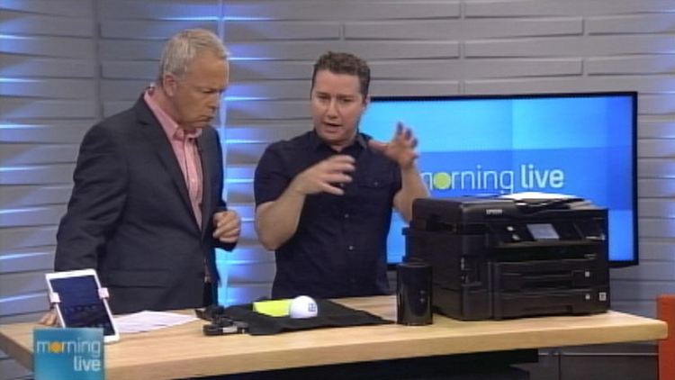 Bob Cowan and tech expert Marc Saltzman; Morning Live, May 23, 2014