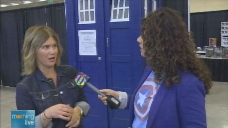 Tracey Gold with Lori DeAngelis at Niagara Falls Comic Con; Morning Live, June 6, 2014