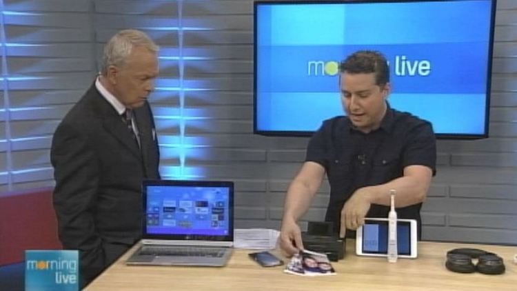 Bob Cowan and tech expert Marc Saltzman; Morning Live, August 15, 2014