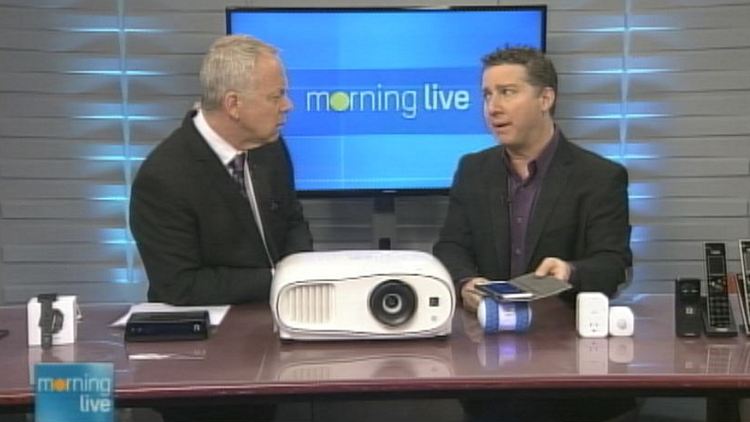 Bob Cowan with tech expert Marc Saltzman; Morning Live, December 5, 2014