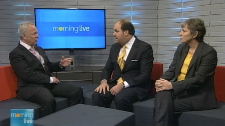 Bob Cowan with Richard Goldhar and Bonnie Bryan from Goldhar Trustees; Morning Live, January 26, 2015