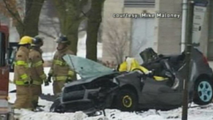 One man dead after car hits tree on Western University campus - CHCH
