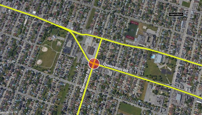 Queenston Road construction lane closure