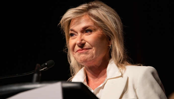 CP ONLY - BONNIE CROMBIE
