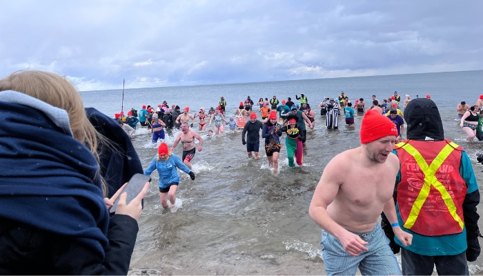 Oakville Courage Polar Bear Dip