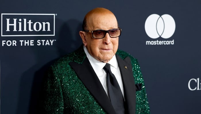 Clive Davis-2259328692
